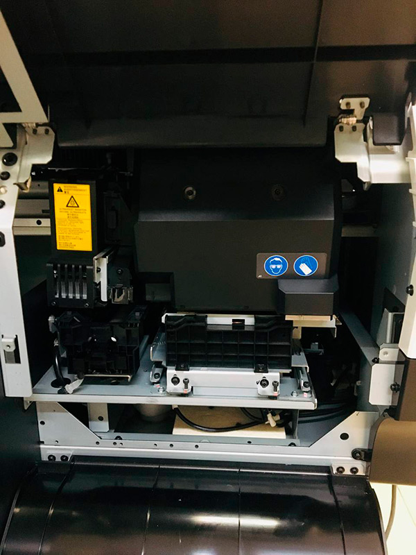 УФ-принтер Mimaki UJF-3042 MkII с ионизатором, 2020 год, состояние нового (б/у)