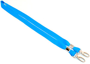 Светло-синяя лента с двумя матовыми карабинами, 20мм