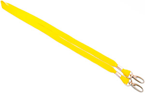 Желтая лента с двумя матовыми карабинами, 15мм